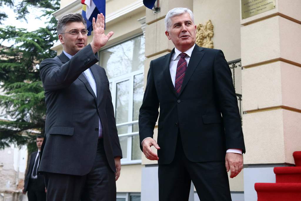Faruk Kajtaz: Plenković i desni pritisak oko „trećeg entiteta“ u BiH
